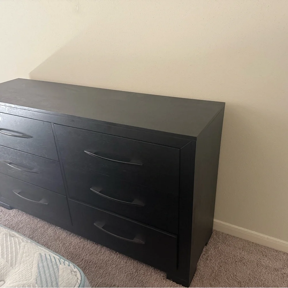 Elegant Black Bed Frame with White Mattress